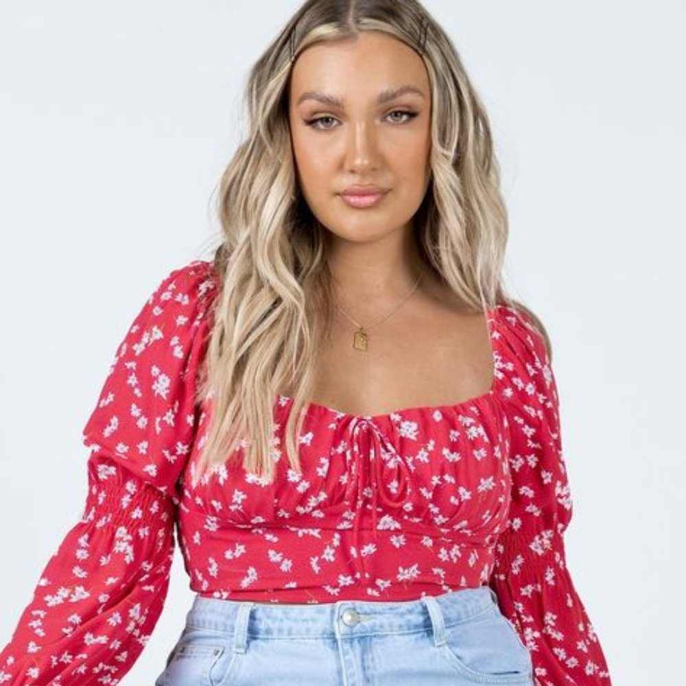 New with Tags Princess Polly Long Sleeve Red Floral 'Rylee' Top SIZE US4/ SMALL